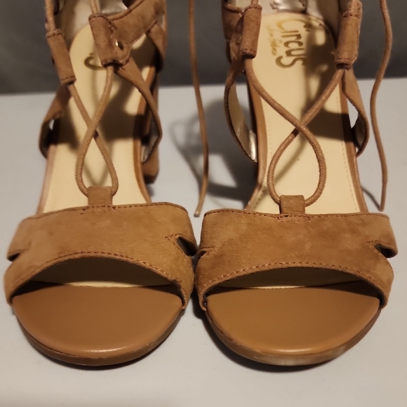 Circus by Sam Edelman Tan Heeled Sandals - Picture 3 of 9